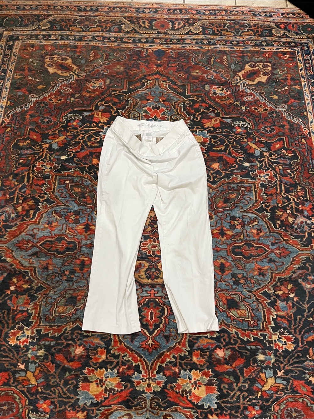 Lee White Petite Pants with Silver Logo